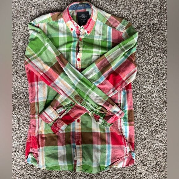 Men’s red and green plaid button down shirt - Picture 1 of 3
